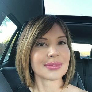 Meet your Posher, Christina